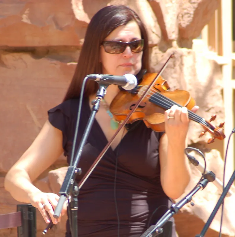 Flavia-RRR-Zion-visitors-center-dediction